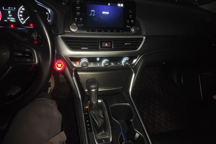 本田 雅阁 2018款 260TURBO 精英版 国VI中控内饰16