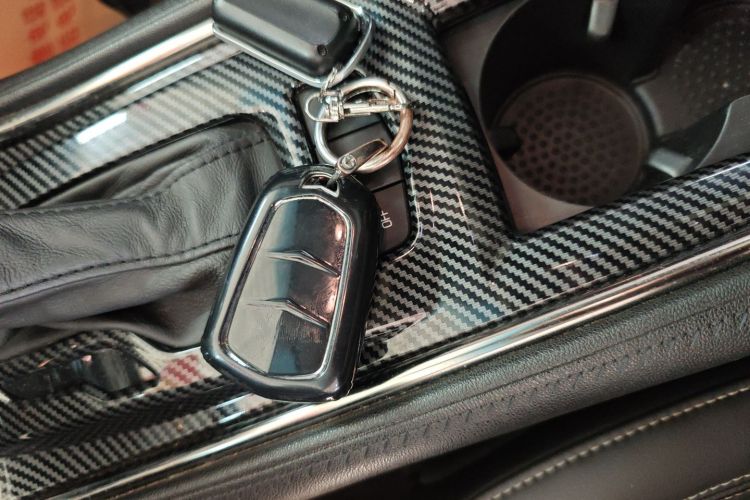 凯迪拉克ATS-L 2016款 28T 精英型中控内饰7001