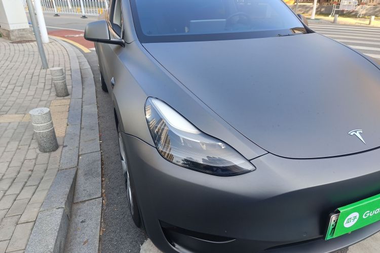 特斯拉 Model Y 2022款 改款 后轮驱动版车身外观8