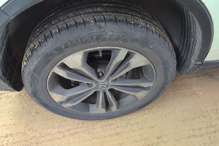 纳智捷 优6 SUV 2017款 1.8T 科技超值型车身外观6008