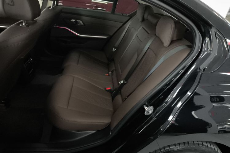 宝马3系 2024款 325Li M运动曜夜套装中控内饰21