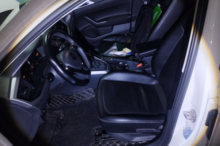 大众 Polo 2023款 Plus 1.5L 自动全景乐享版中控内饰19