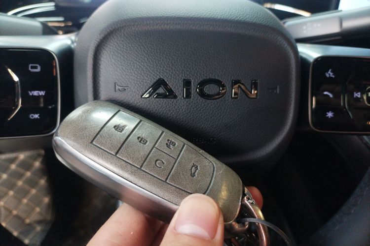 埃安 AION S MAX 2024款 80 星辰版 磷酸铁锂中控内饰7001