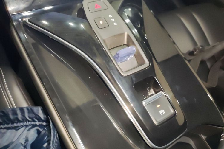 东风风神 皓瀚 2023款 DH-i 1.5T 尊贵版中控内饰18