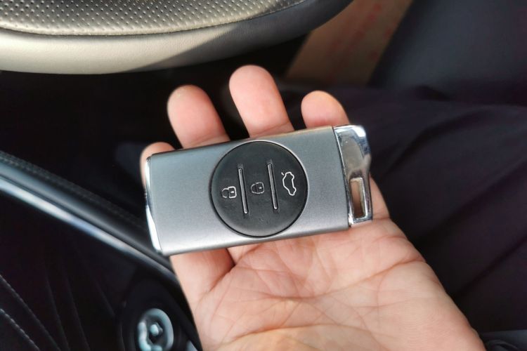 星途揽月 2021款 400T 四驱星尊Pro版 7座中控内饰11