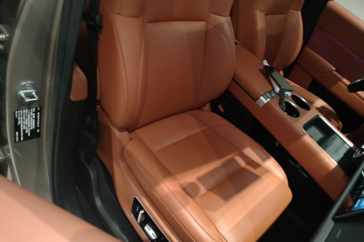 理想汽车 理想L9 2022款 Max局部细节41