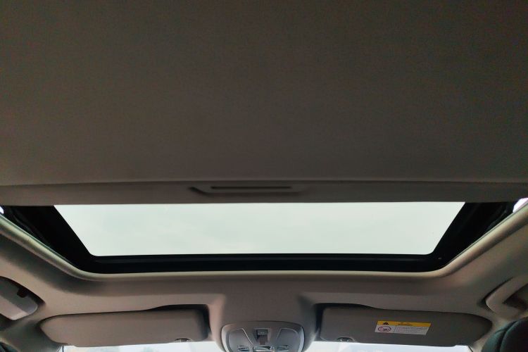 标致408 2020款 230THP 十周年质臻版中控内饰22