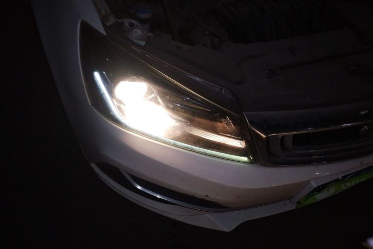 吉利汽车 帝豪 2020款 1.5L CVT豪华型车身外观8