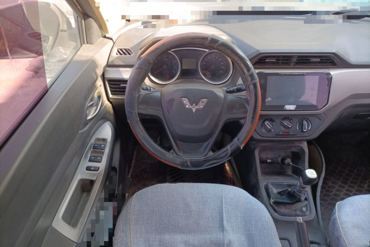 五菱汽车 五菱宏光 2019款 1.5L S舒适型国VI LAR局部细节13