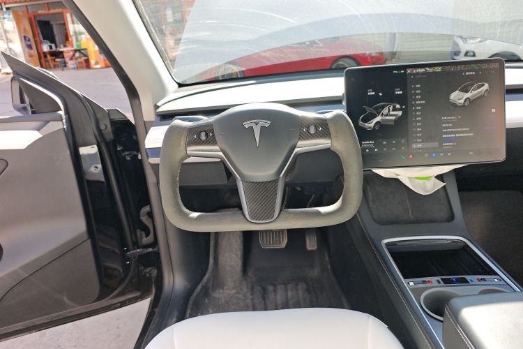 特斯拉 Model Y 2021款 标准续航后驱版局部细节13