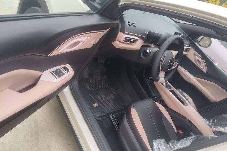 比亚迪 海鸥 2025款 智驾版 305km 活力版中控内饰7003