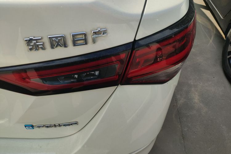 日产 轩逸 2022款 电驱版e-POWER 全电驱Pro车身外观6006