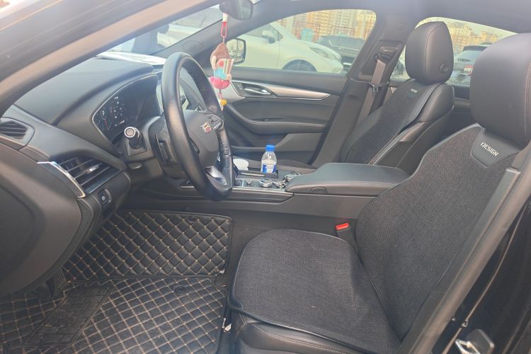 凯迪拉克CT5 2023款 28T 豪华型（标准版）中控内饰19