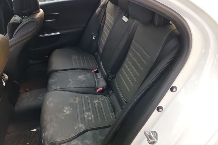 奔驰C级 2022款 改款 C 260 L 运动版中控内饰21