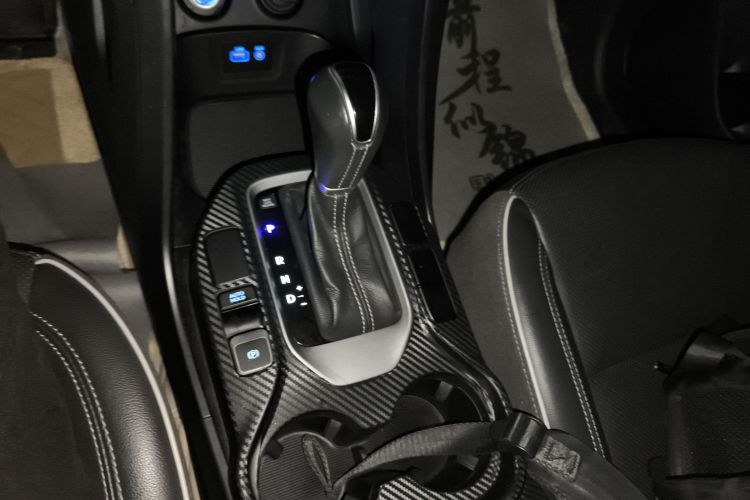 现代 胜达 2017款 2.4L 自动两驱智能型 5座局部细节18