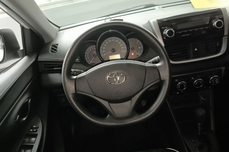 丰田 威驰FS 2017款 1.5L CVT锋驰版局部细节13