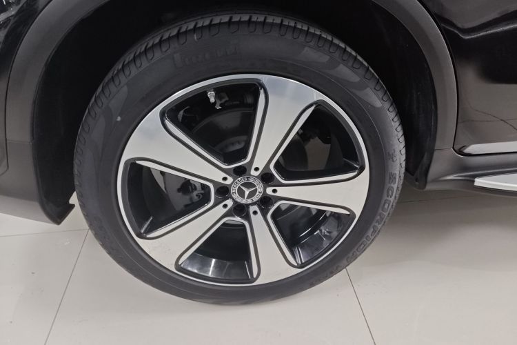 奔驰GLC 2022款 GLC 300 L 4MATIC 动感型臻藏版车身外观6008