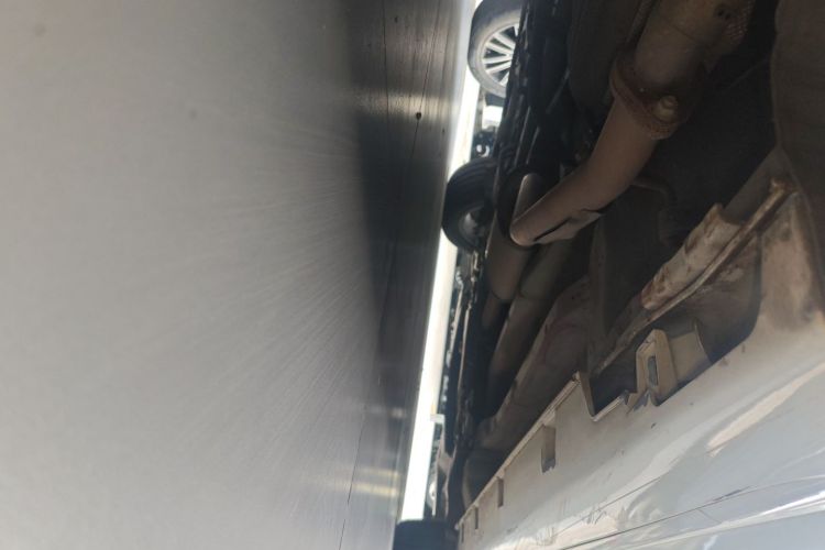 比亚迪 宋MAX 2018款 1.5T 自动智联豪华型 6座局部细节9001