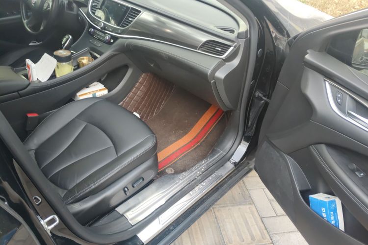 别克 君越 2019款 28T 豪华型局部细节9005