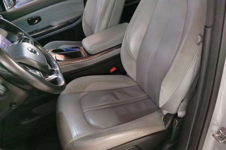 蔚来ES6 2019款 430KM 性能版中控内饰19