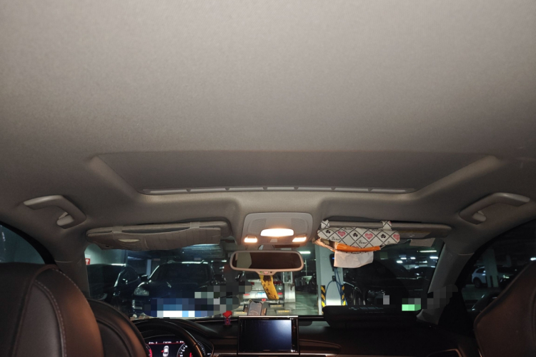 奥迪A6L 2017款 30 FSI 技术型中控内饰22