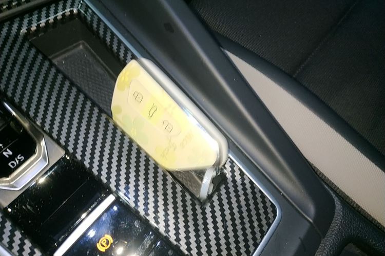 大众 高尔夫 2023款 200TSI DSG Pro中控内饰11