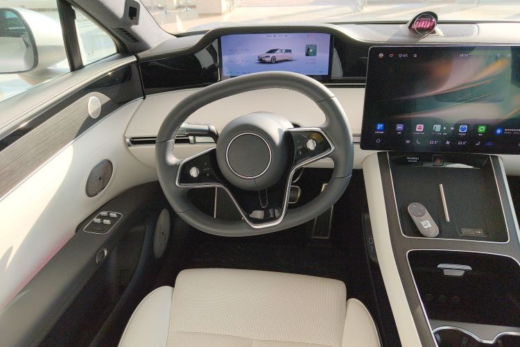 鸿蒙智行 享界S9 2024款 纯电 Ultra 四驱旗舰版中控内饰13