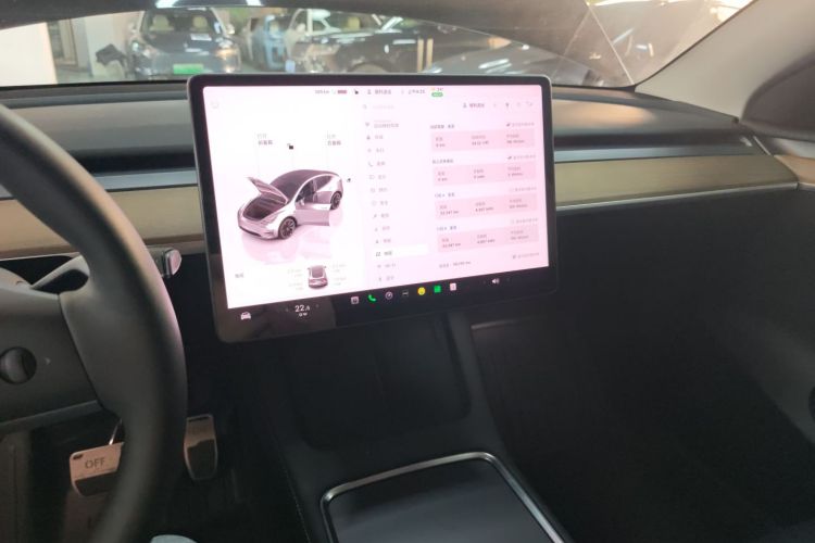 特斯拉 Model Y 2022款 后轮驱动版中控内饰16