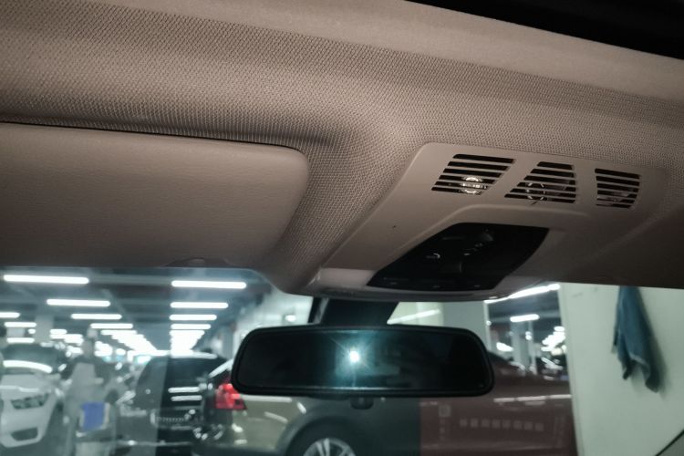 宝马3系 2019款 320Li 时尚型局部细节22