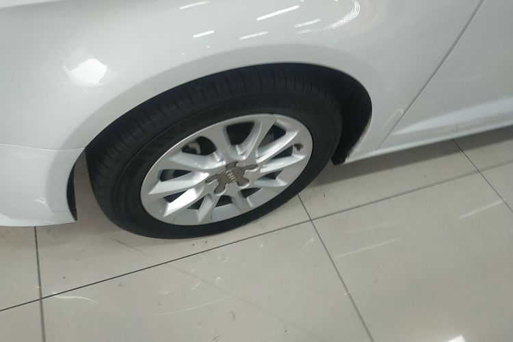 奥迪A3 2016款 Sportback 35 TFSI 领英型车身外观6001