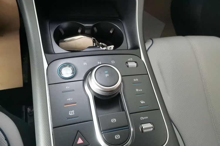 比亚迪 驱逐舰05 2024款 DM-i 55KM 领航荣耀版中控内饰18