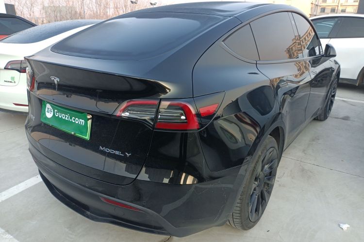 特斯拉 Model Y 2021款 长续航全轮驱动版 3D7车身外观6005