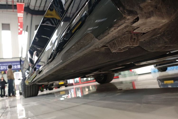 宝马5系 2026款 530Li 领先型 M运动套装局部细节9001