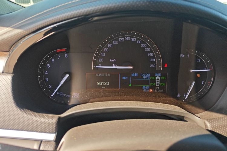 凯迪拉克XTS 2018款 28T 精英型中控内饰14