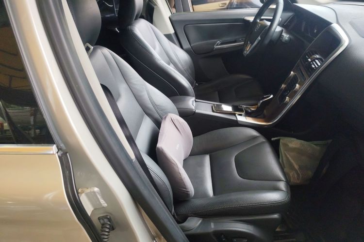 沃尔沃XC60 2017款 T5 智进版局部细节41