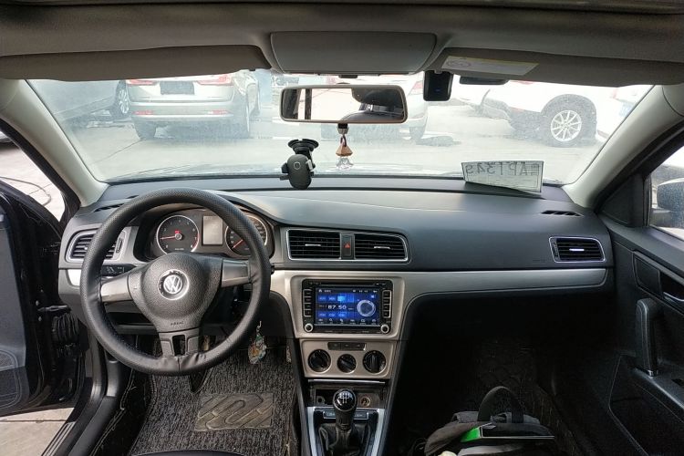 大众 朗逸 2013款 改款经典 1.6L 手动舒适版中控内饰12