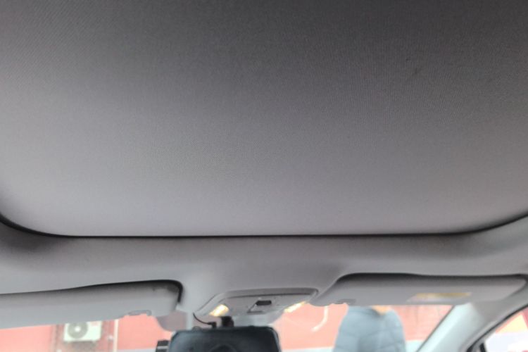 广汽传祺 传祺M6 2019款 270T 自动尊享版（六座）国V中控内饰22