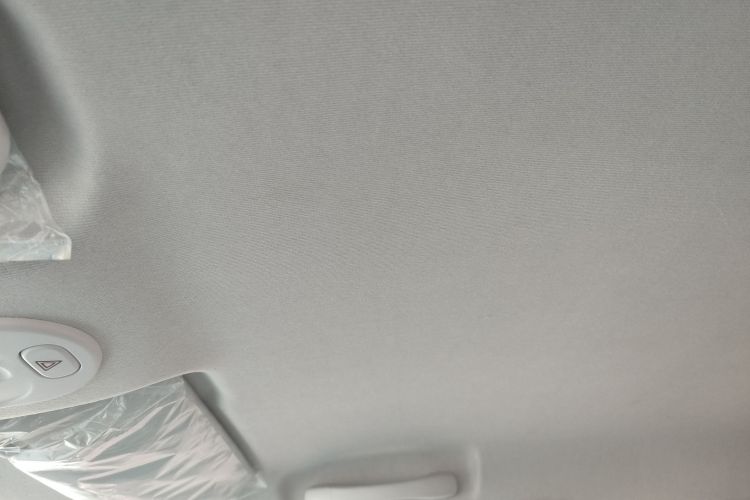 奔腾小马 2025款 222km 灵动马中控内饰22