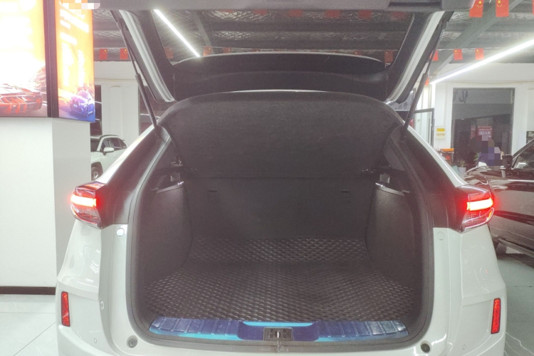 本田UR-V 2020款 370TURBO 四驱尊享版局部细节23