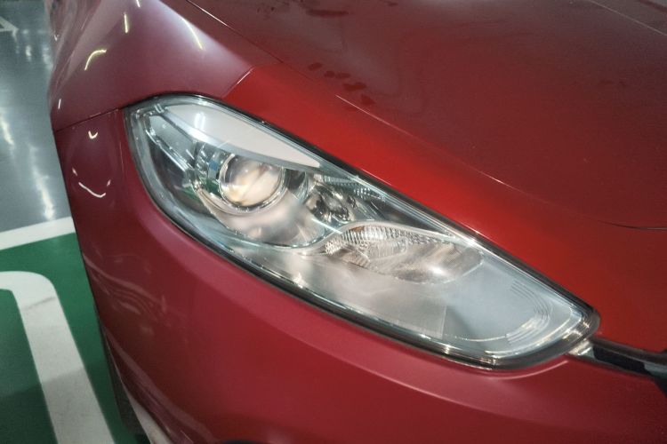 菲亚特 致悦 2014款 1.4T 自动舒适版车身外观8