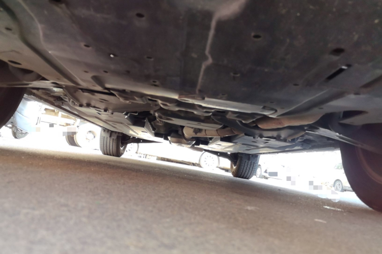 斯巴鲁 森林人 2019款 2.0i 豪华版EyeSight局部细节9008