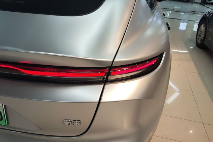 蔚来ET5 2025款 75kWh车身外观9