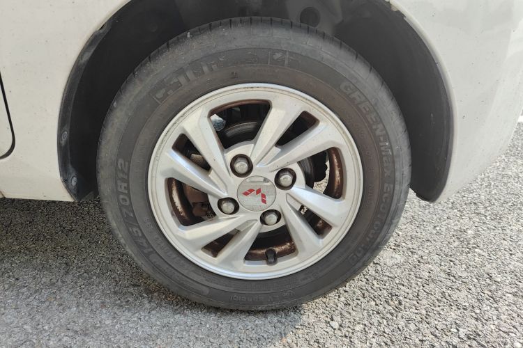 五菱汽车 宏光MINIEV 2020款 自在款 磷酸铁锂车身外观6007