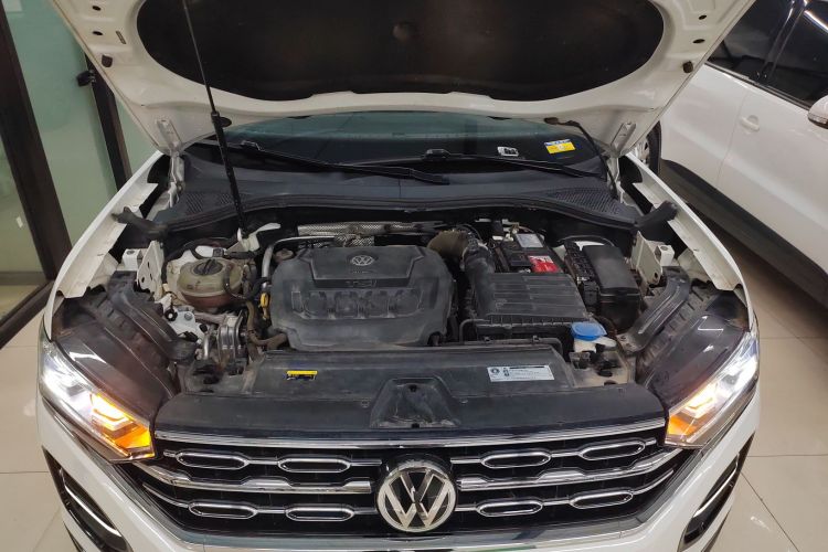 大众 探岳 2019款 330TSI 两驱豪华型 国VI机舱底盘24