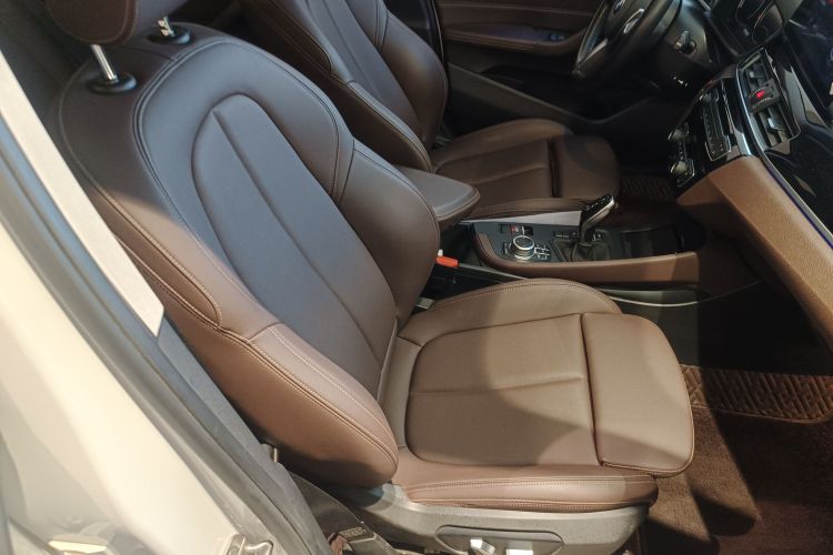 宝马X1 2022款 sDrive25Li 领先型局部细节41