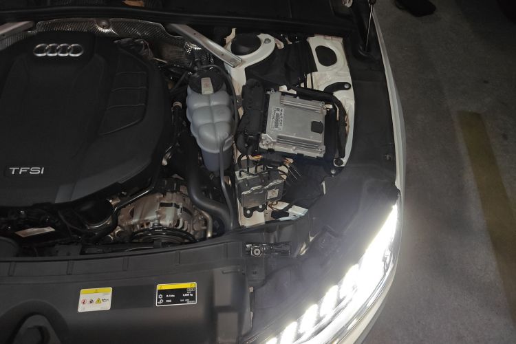 奥迪A4L 2022款 40 TFSI 时尚动感型局部细节9007
