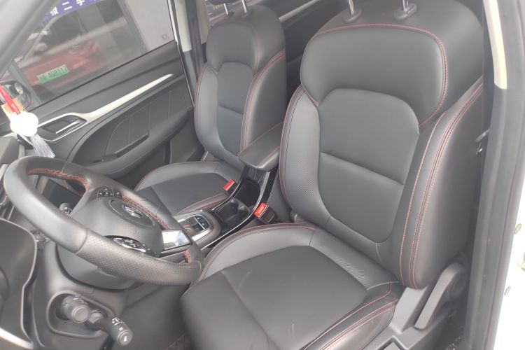 名爵ZS 2020款 180DVVT 自动Lite局部细节19