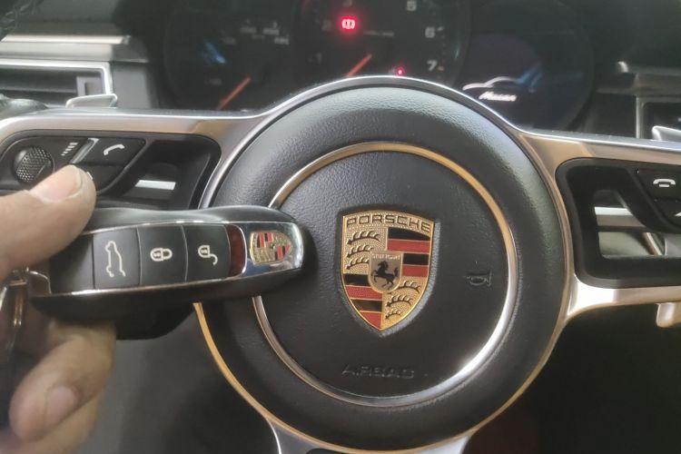 保时捷 2017款  Macan 2.0T中控内饰11