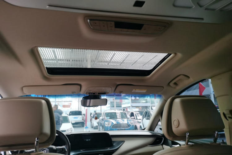 别克GL8 2023款 ES陆尊 尊享型中控内饰22