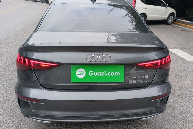 奥迪A3 2024款 A3L Limousine 35 TFSI 时尚运动型车身外观6